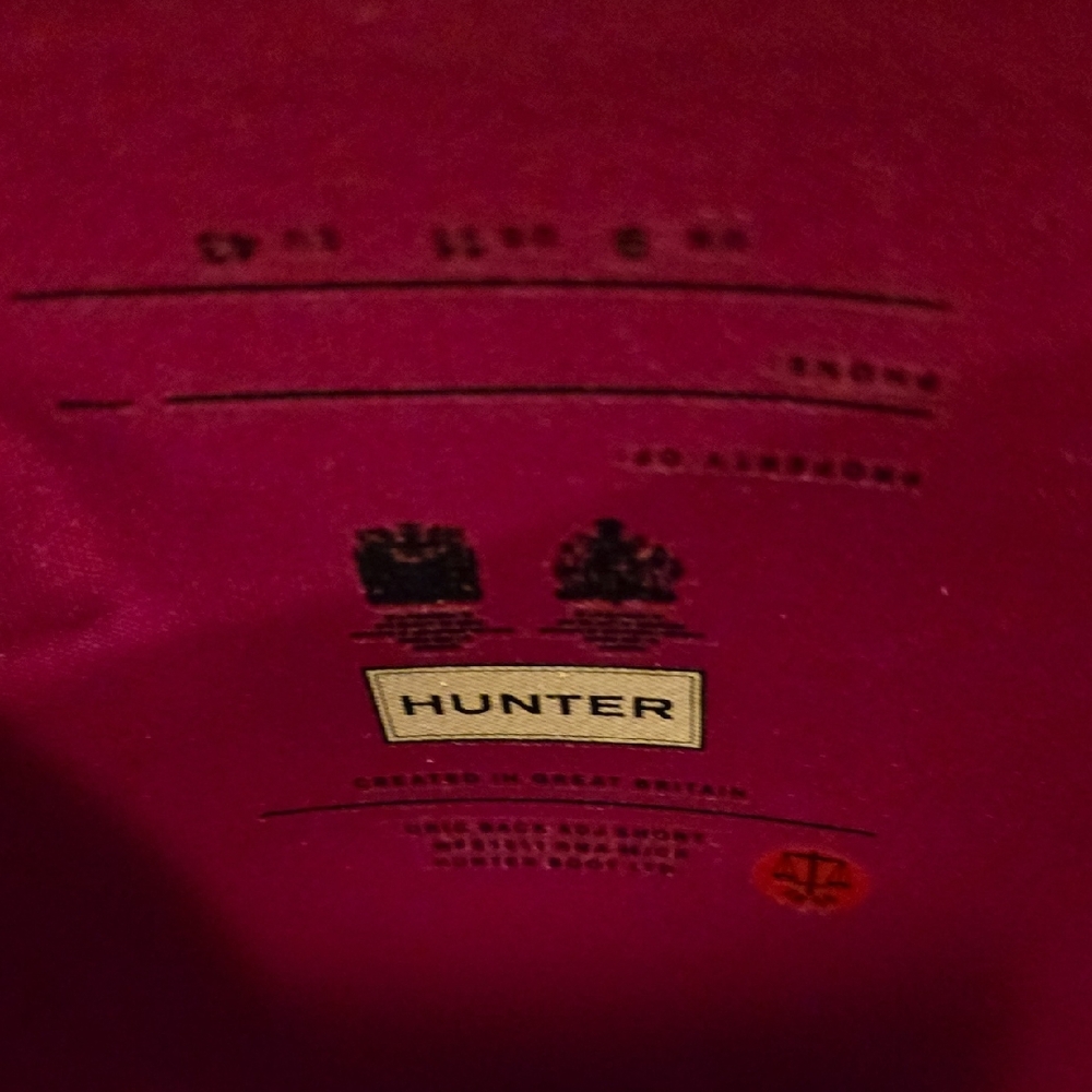 Hunter Vibrant Dark Pink Rain Boots - Picture 2 of 3